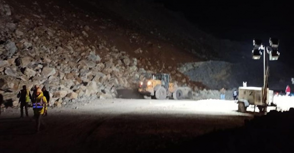 Soma’da yer üstü maden ocağında göçük