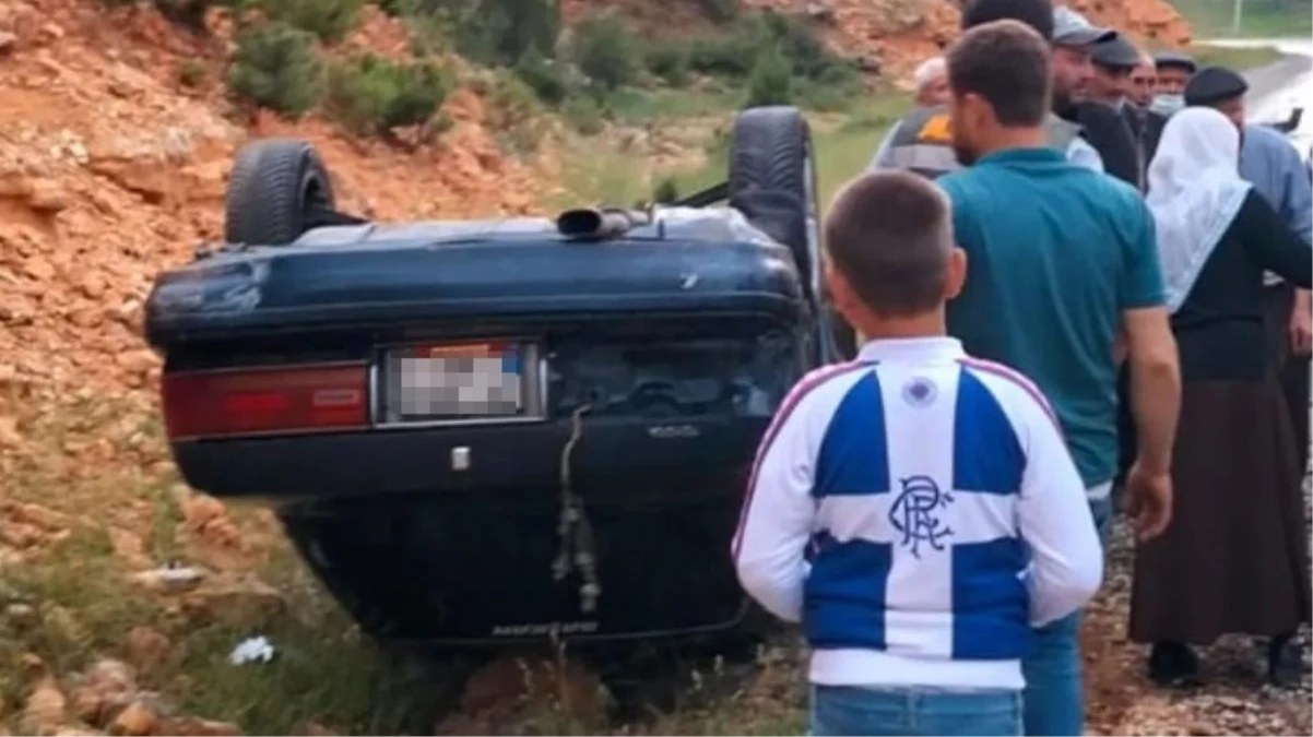 Genç Parti Muğla İl Başkanı ve oğlu kazada yaralandı