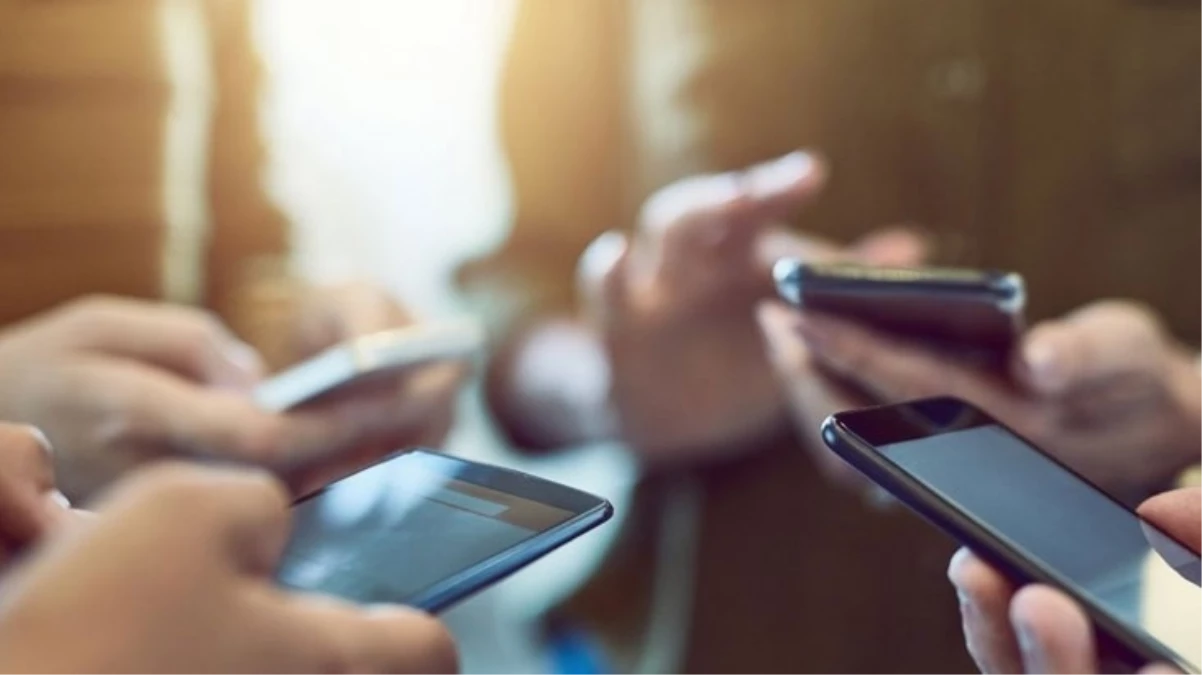 Cumhurbaşkanı Erdoğan’dan gençlere ücretsiz internet ve Genç Kart müjdesi