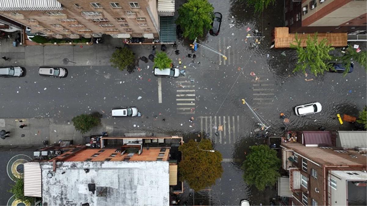 New York’ta su baskınları nedeniyle olağanüstü hal ilan edildi