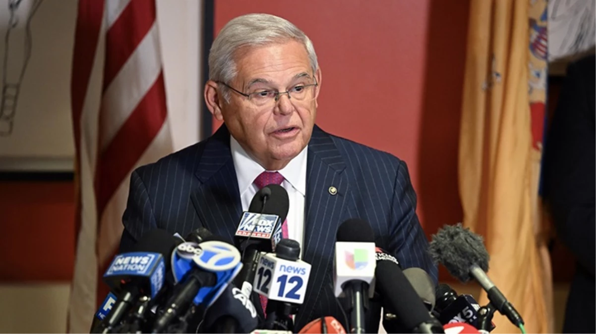 Rüşvet almakla suçlanan ABD’li senatör Bob Menendez 100 bin dolar kefaletle serbest bırakıldı