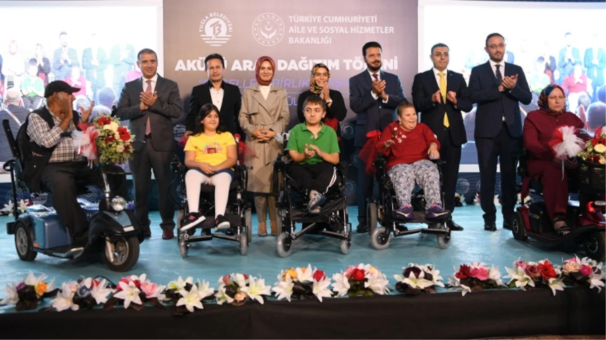 Tuzla’da 200 akülü araç, ihtiyaç sahibi engelli vatandaşlarla buluşturuldu