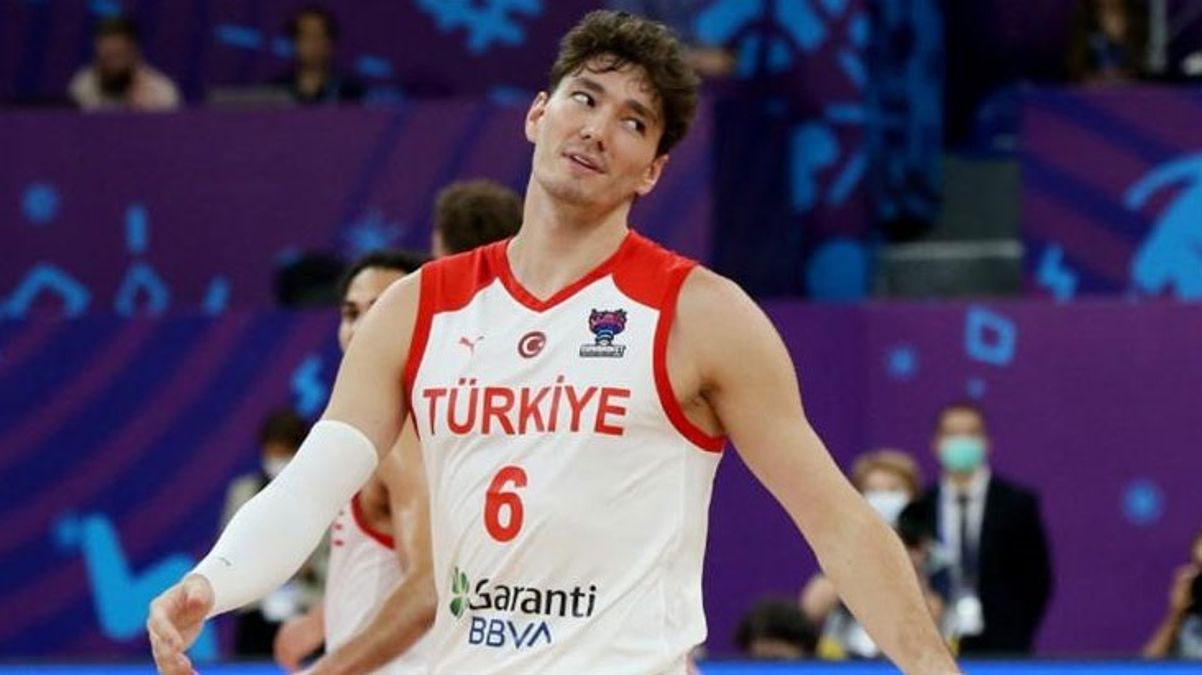 Cedi Osman, TBF Başkanı Hidayet Türkoğlu’na yanıt verdi: Ben milli formayı reddetmedim