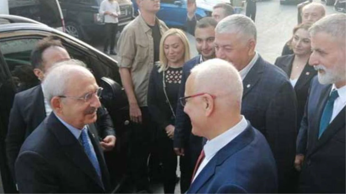 CHP lideri Kılıçdaroğlu, cezaevinden tahliye edilen Merdan Yanardağ’ı ziyaret etti