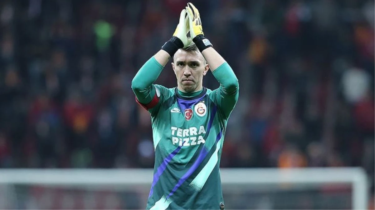 Doktorların söyledikleri umurunda olmadı! Muslera’dan Galatasaray için büyük fedakarlık