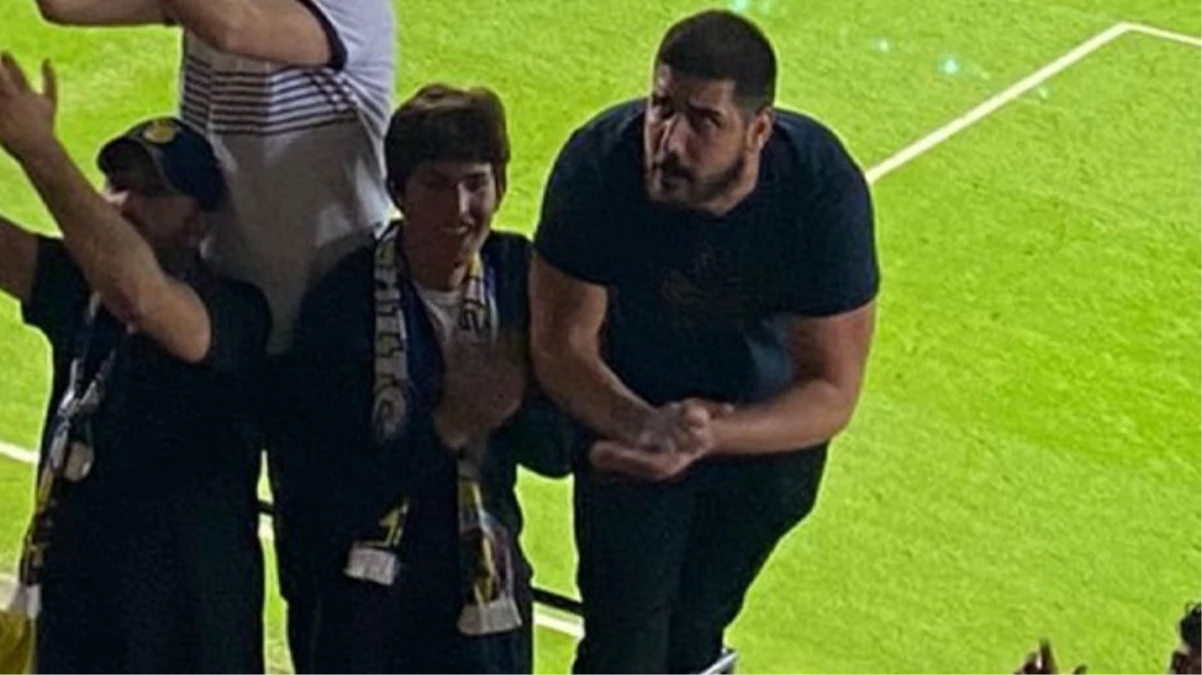 Maçın önüne geçen kare! Ali Koç’un oğlunu Cem Gölbaşı ile yan yana görenler “Yok artık” dedi