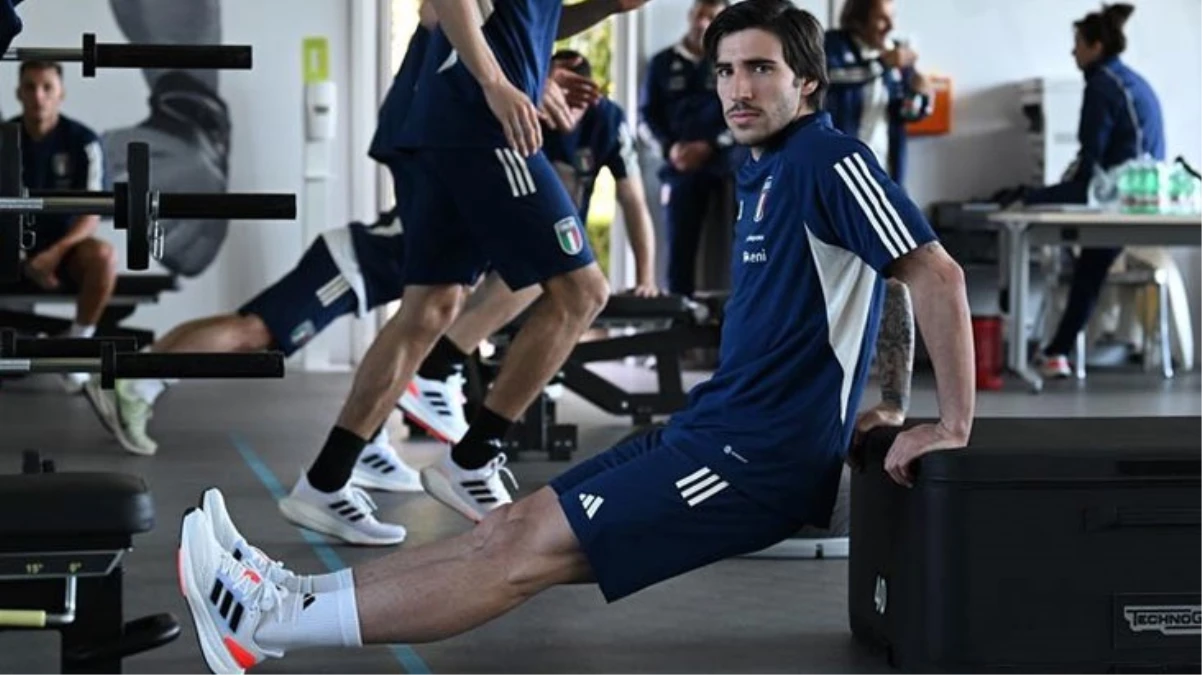 Newcastle United’ın yıldızı Tonali, spor bahisi oynadığı için 10 ay futboldan men edildi