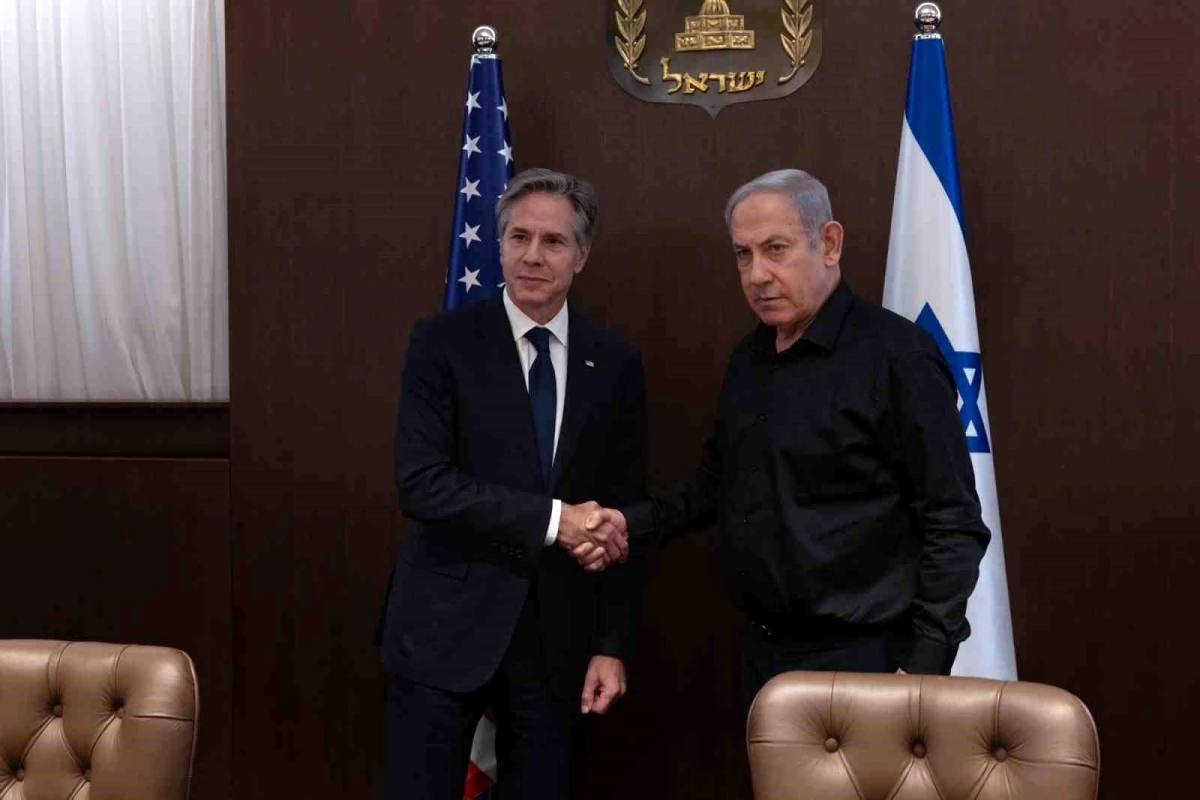 İsrail’i ziyaret eden ABD Dışişleri Bakanı Blinken, roket saldırısı tehlikesi nedeniyle Netanyahu ile sığınağa indi