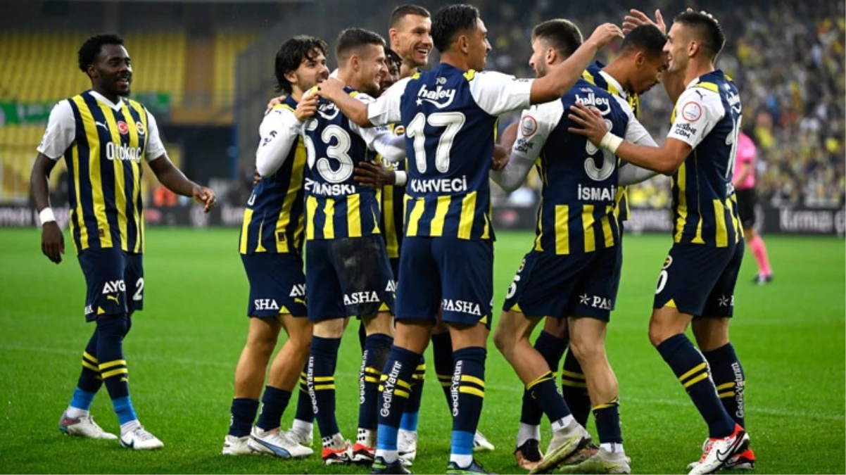 Son Dakika: Kanarya şov devam ediyor! Fenerbahçe, Süper Lig’in 7. haftasında sahasında Çaykur Rizespor’u 5-0 mağlup etti