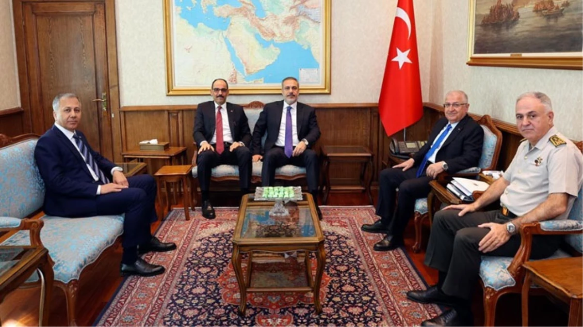 Son Dakika: Milli Savunma Bakanlığı’nda güvenlik toplantısı! Zirveye Hakan Fidan ve Ali Yerlikaya da katılıyor