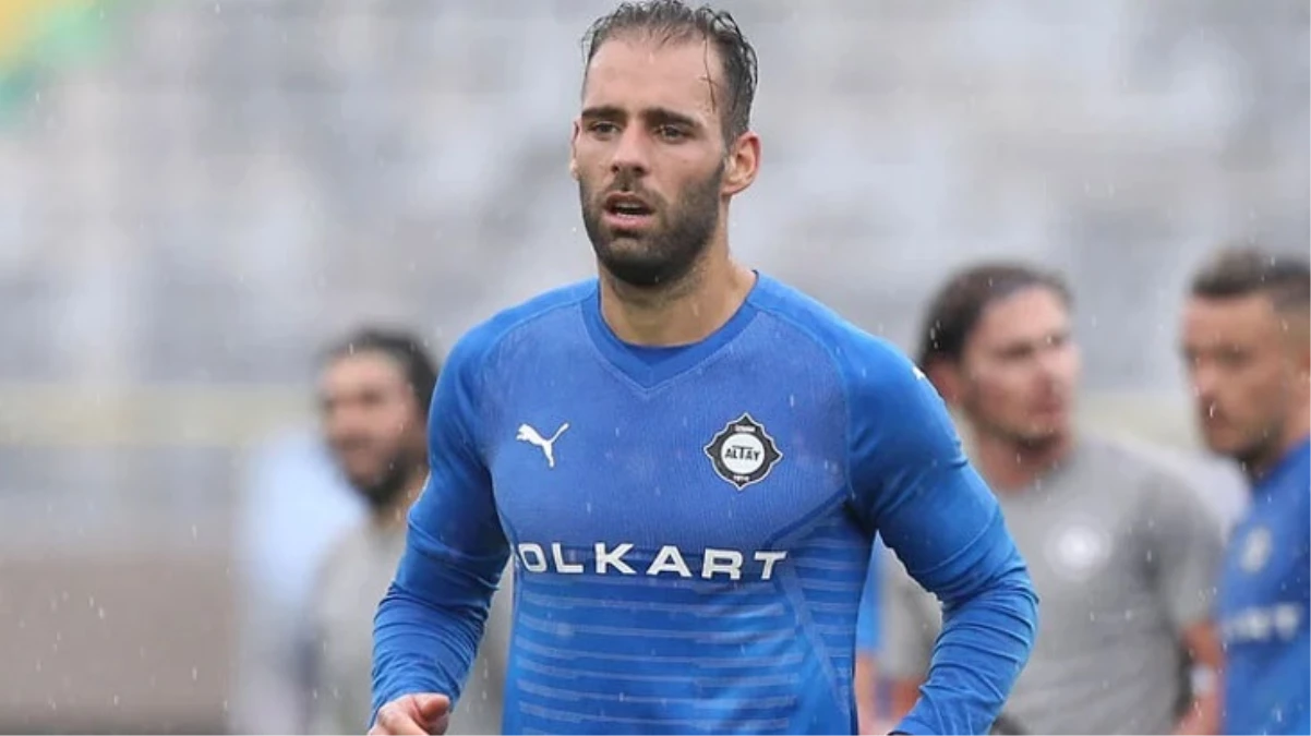 Türkiye’de top koşturuyor! 4 kez gol kralı olan yıldız futbolcu ek iş arıyor