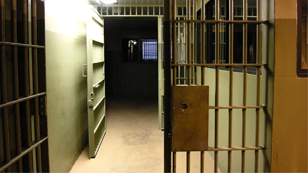 Almanya’da cinayetten ömür boyu hapis cezasına çarptırılan mahkum kaçtı