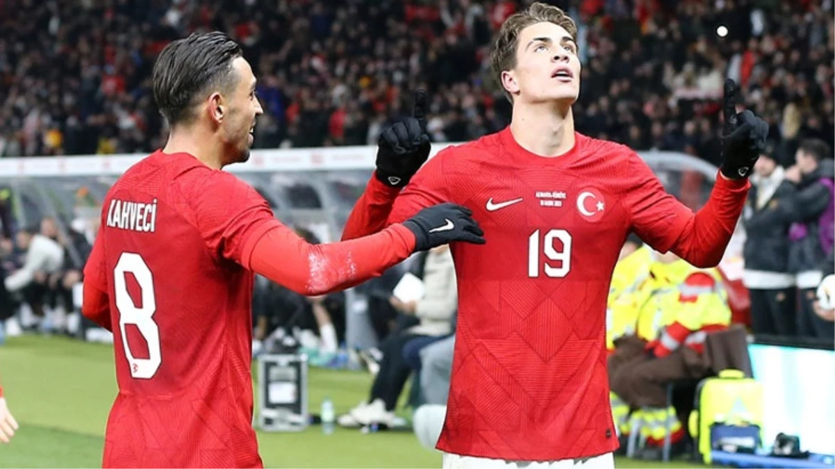 Almanya maçına damga vuran Kenan Yıldız’ın tuttuğu takım ortaya çıktı! Süper Lig devinin formasıyla fotoğrafı bile var