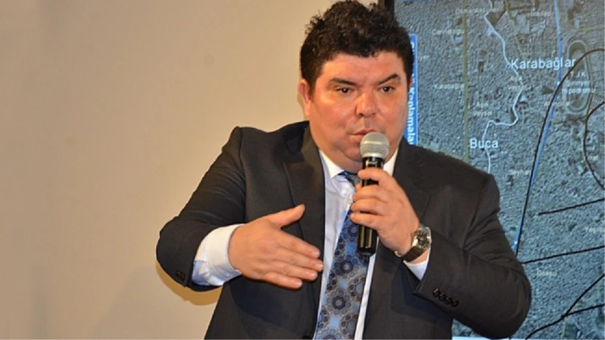 Buca Belediye Başkanı Erhan Kılıç, merdiven boşluğuna düştü