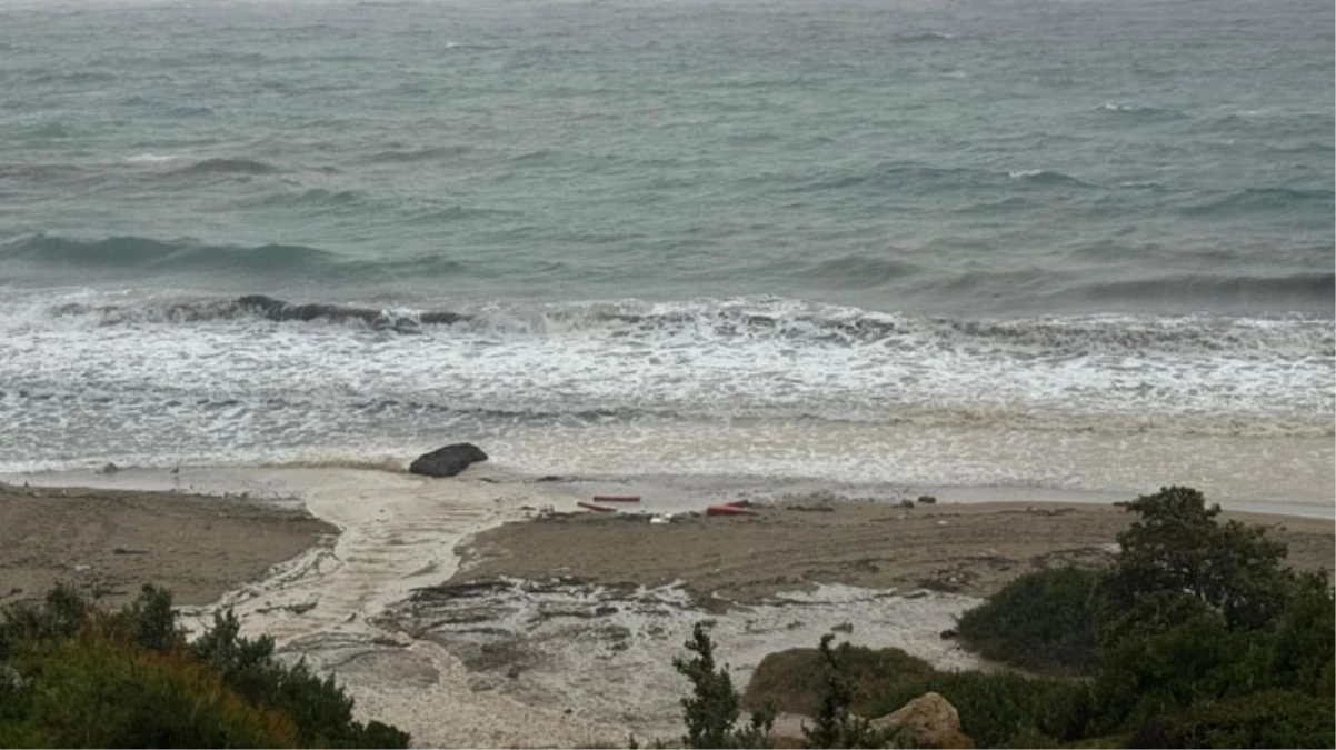 Çeşme’de göçmenleri taşıyan botun devrilmesi sonucu ölü sayısı 5’e yükseldi