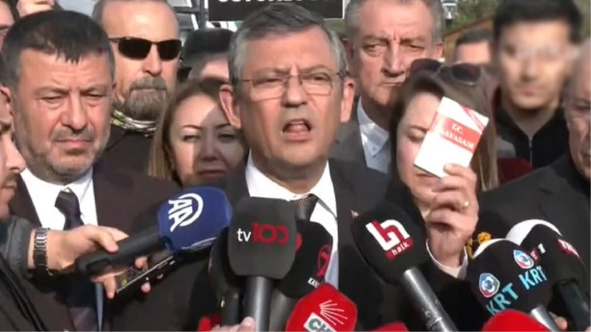 CHP lideri Özel’den AYM önünde çok sert sözler: Erdoğan liderliğinde bir kalkışma var