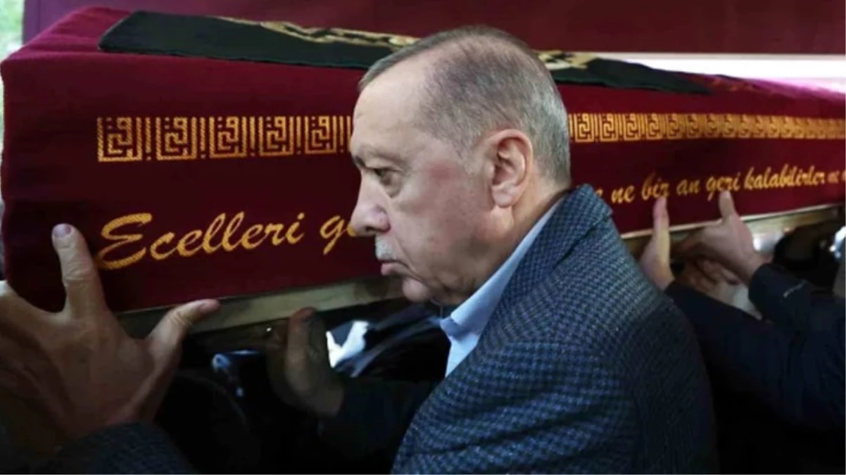 Cumhurbaşkanı Erdoğan, Mehmed Zahid Kotku’nın kızı Hacer Coşan’ın cenaze törenine katıldı