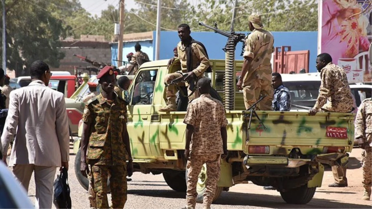 Gine’de eski cumhurbaşkanının firarında çıkan çatışmada 9 kişi öldü