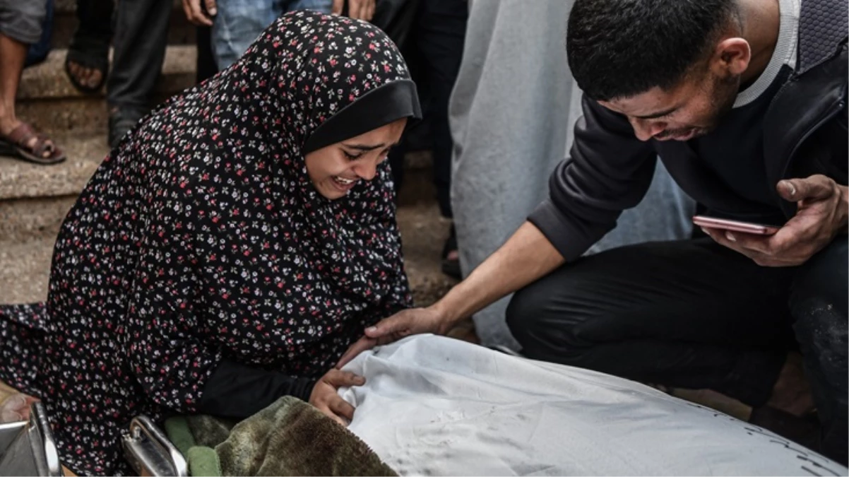 İsrail’in saldırıları sonucu Gazze’de can kaybı 11 bini geçti