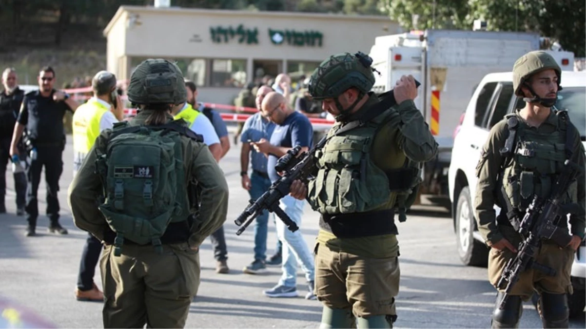 İsrail, serbest bıraktığı Filistinlilere basın açıklaması ve kutlama yasağı getirdi