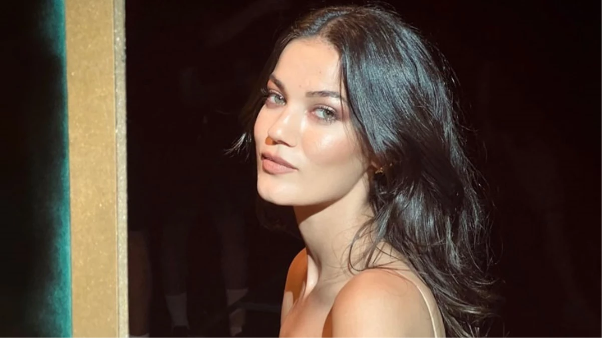 Pınar Deniz, Produ Ödülleri’nde Yabancı Dilde En İyi Kadın Oyuncu ödülünü kazandı