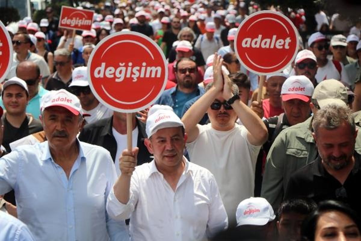 CHP’den ihraç edilen Bolu Belediye Başkanı Özcan: Özel ile görüştüm, yüzde 99 partiye geri döneceğim