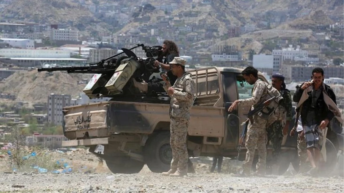 Yemen’deki Husiler İsrail’i İHA’larla hedef aldı