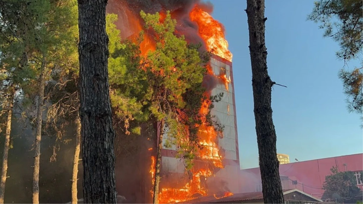 Adana’da hastanenin arşiv bölümünde yangın çıktı! 2 kız çocuğu gözaltına alındı