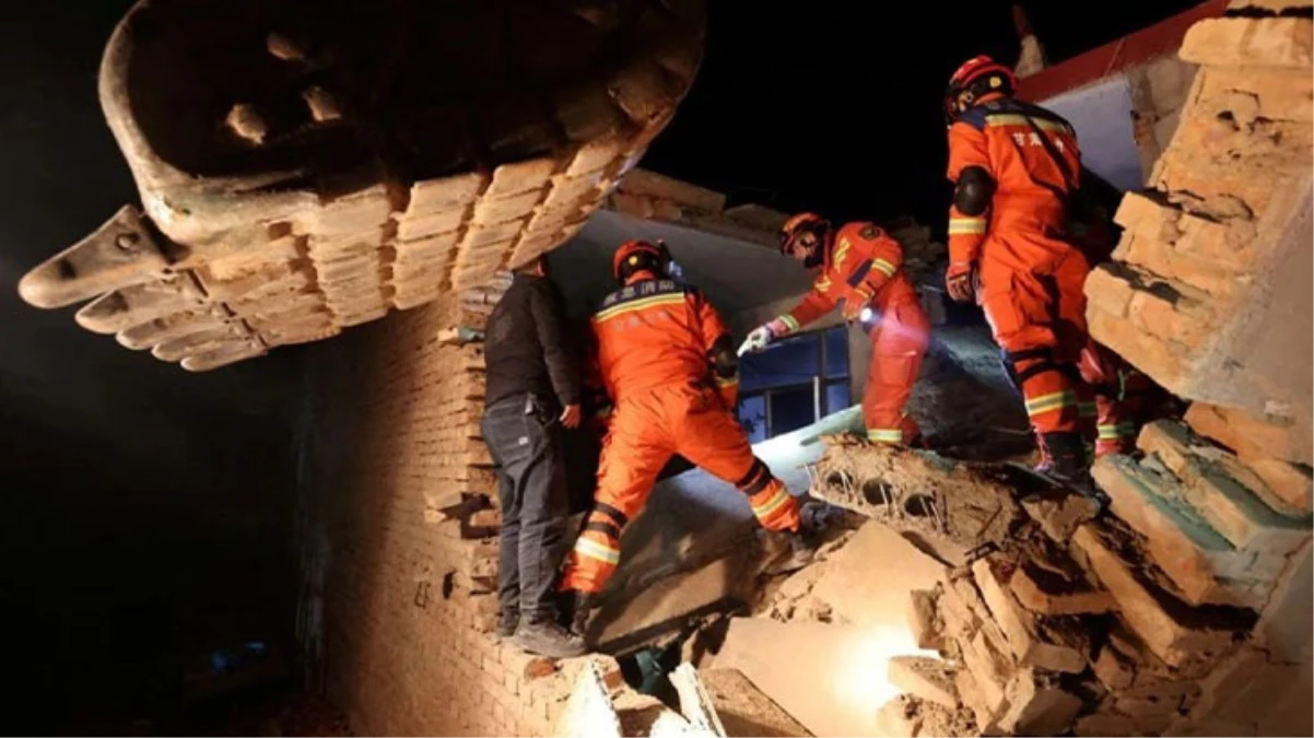 Çin’de 6,2 büyüklüğünde deprem! 111 kişi yaşamını yitirdi, 220 kişi yaralandı