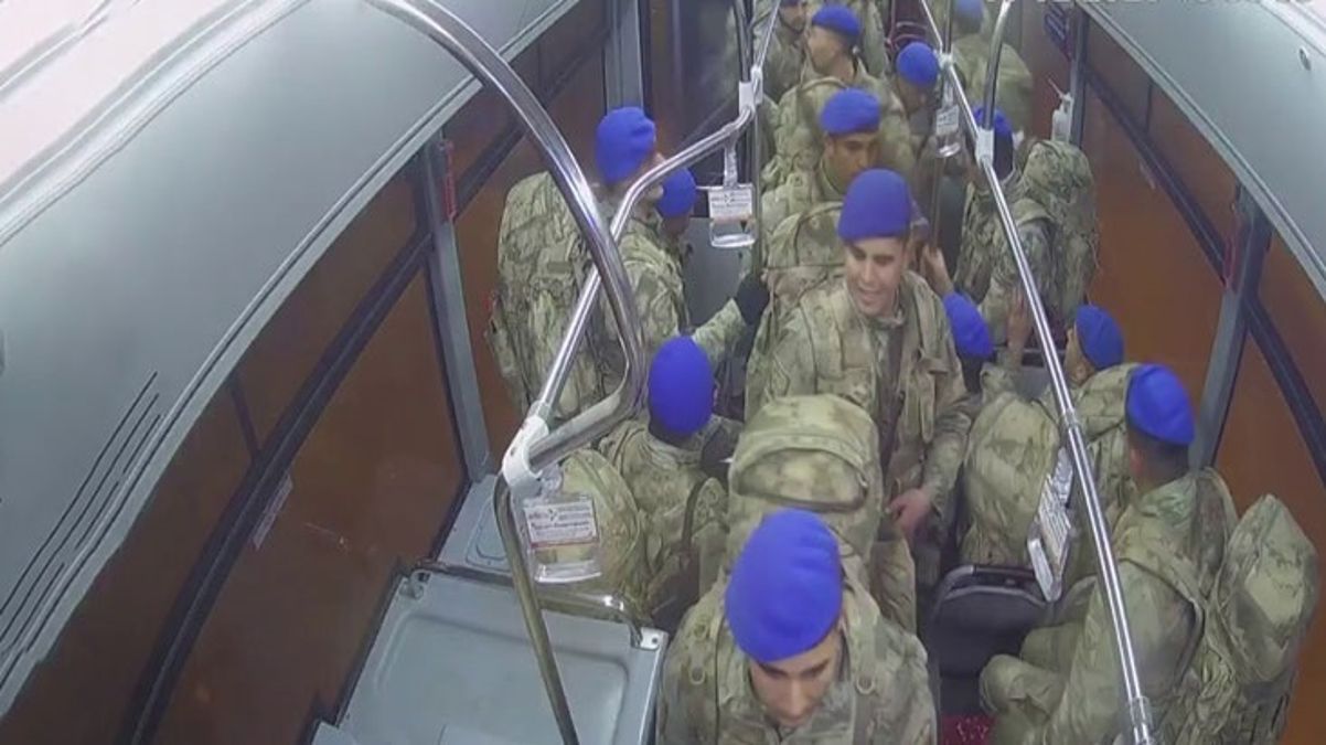 Depremde onlarca canı kurtaran kahramanların Adıyaman’a geliş görüntüleri ortaya çıktı