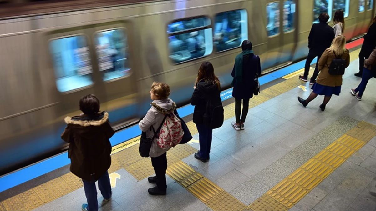 İstanbul’da yılbaşı gecesi bazı metro ve tramvay hatları 24 saat hizmet verecek