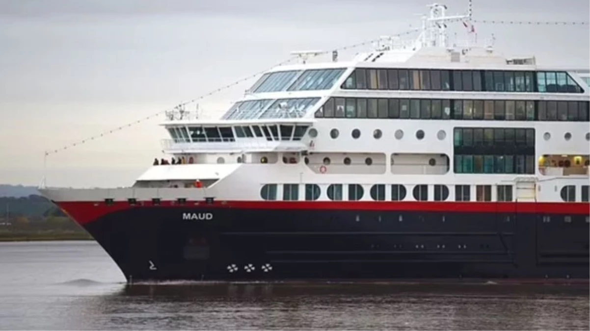 Kuzey Denizi’nde fırtınaya yakalanan yolcu gemisi seyir kabiliyetini kaybetti