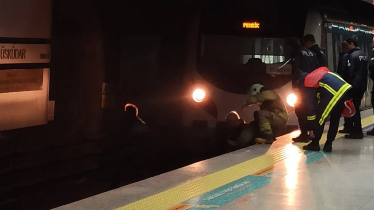 Marmaray’da bir kişi raylara atlayarak intihar etti