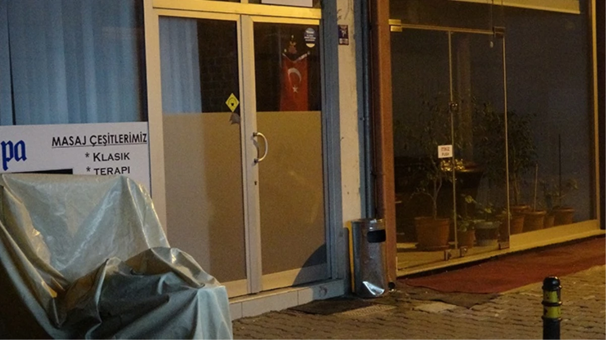 Masaj salonunda yüzüne kezzap atılan kadın çalışan ağır yaralandı