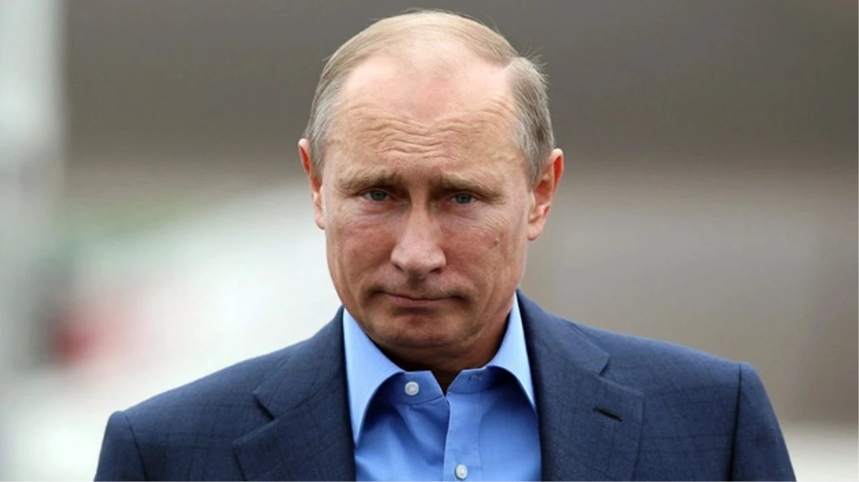 Putin, Moskova’ya yeni atanan büyükelçilerin kendisine 22 metreden fazla yaklaşmamasını istedi
