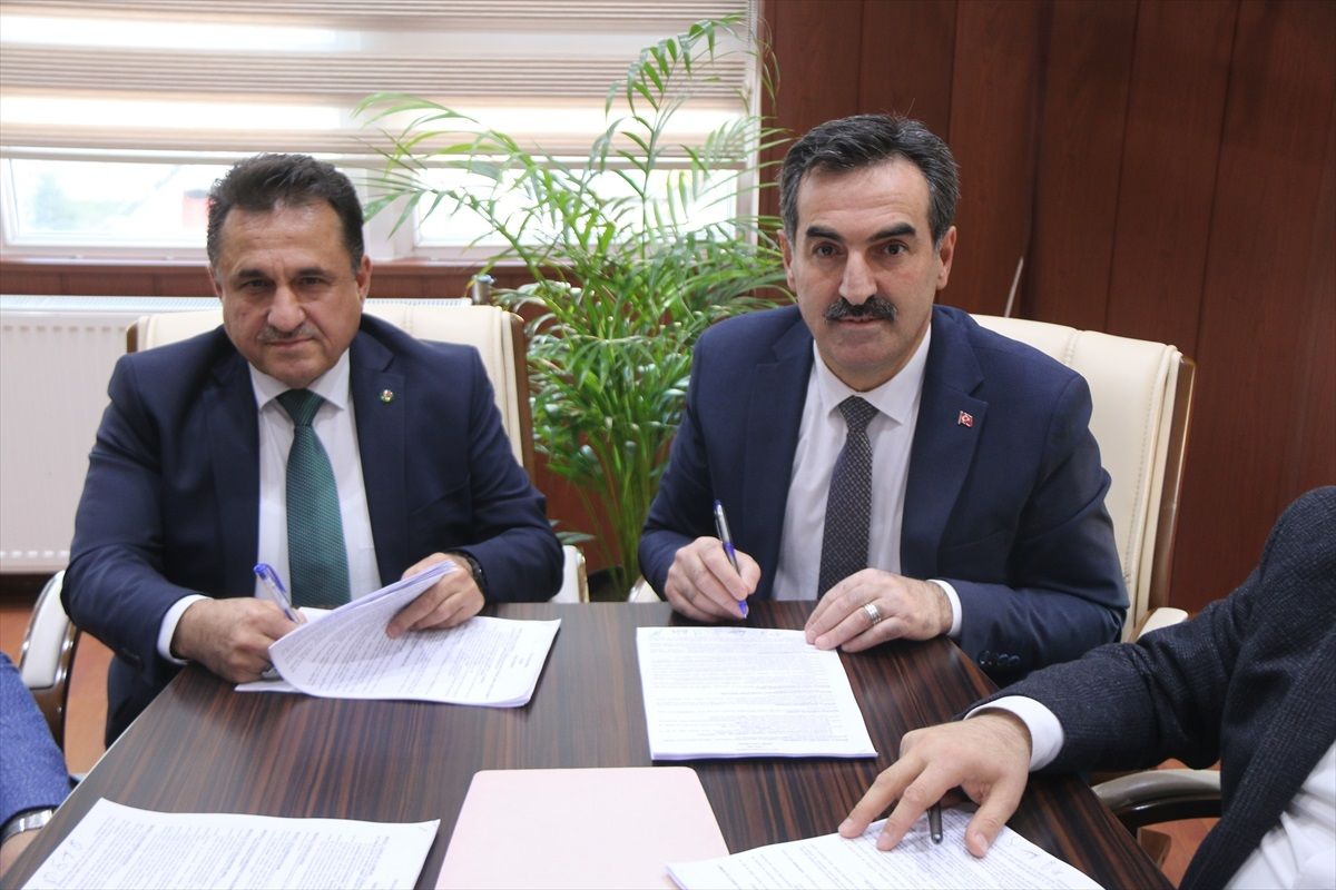 Şarkışla Belediyesi’nde işçilere yüzde 120 zam: En düşük maaş 33 bin TL oldu