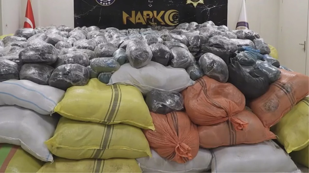 Van’da 4 ton 600 kilogram toz esrar ele geçirildi