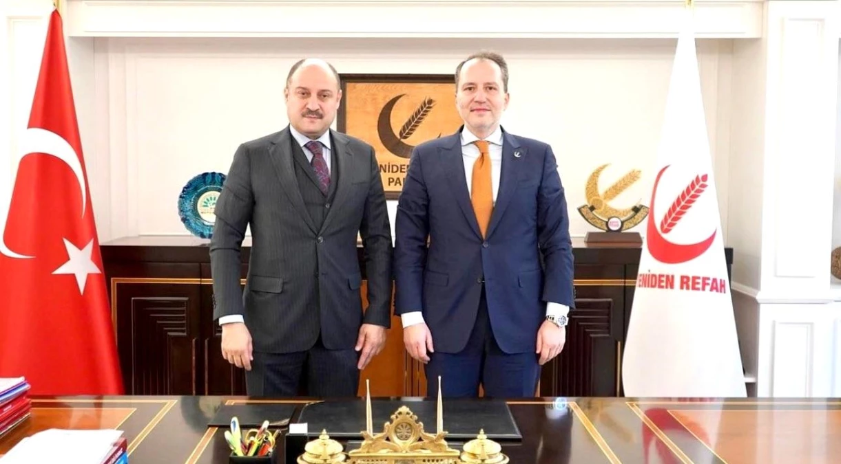 AK Parti’den istifa eden Mehmet Kasım Gülpınar Yeniden Refah Partisi’nin Şanlıurfa adayı oldu