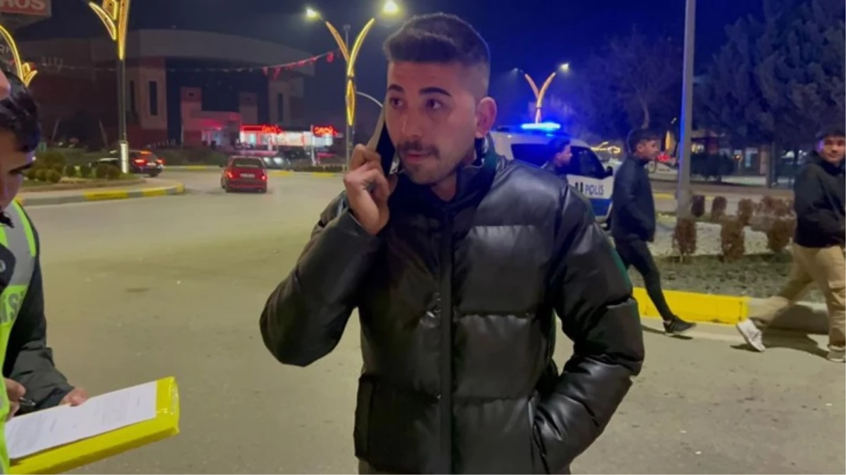 Polisler ceza yazarken telefona sarıldı: Bir ekip alabilir miyiz buraya?