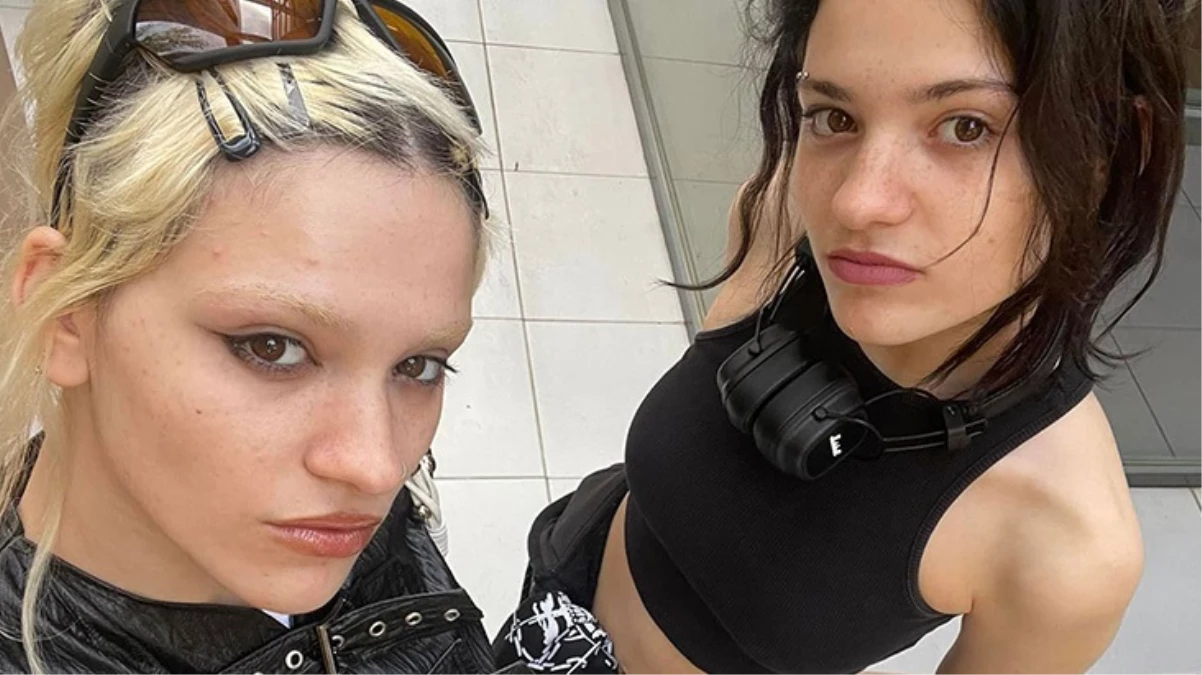 Doğduktan sonra babaları tarafından farklı ailelere satılan ikiz kardeşler, 19 yıl sonra bir araya geldiler