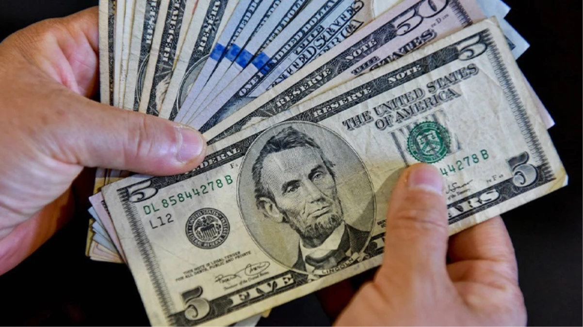 Dolar 30,32 lira seviyesinden işlem görüyor