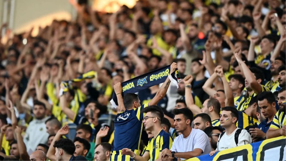 Fenerbahçeliler RAMS Başakşehir’de forma giyen Deniz Türüç’e öfke kusuyor: Haram zıkkım olsun