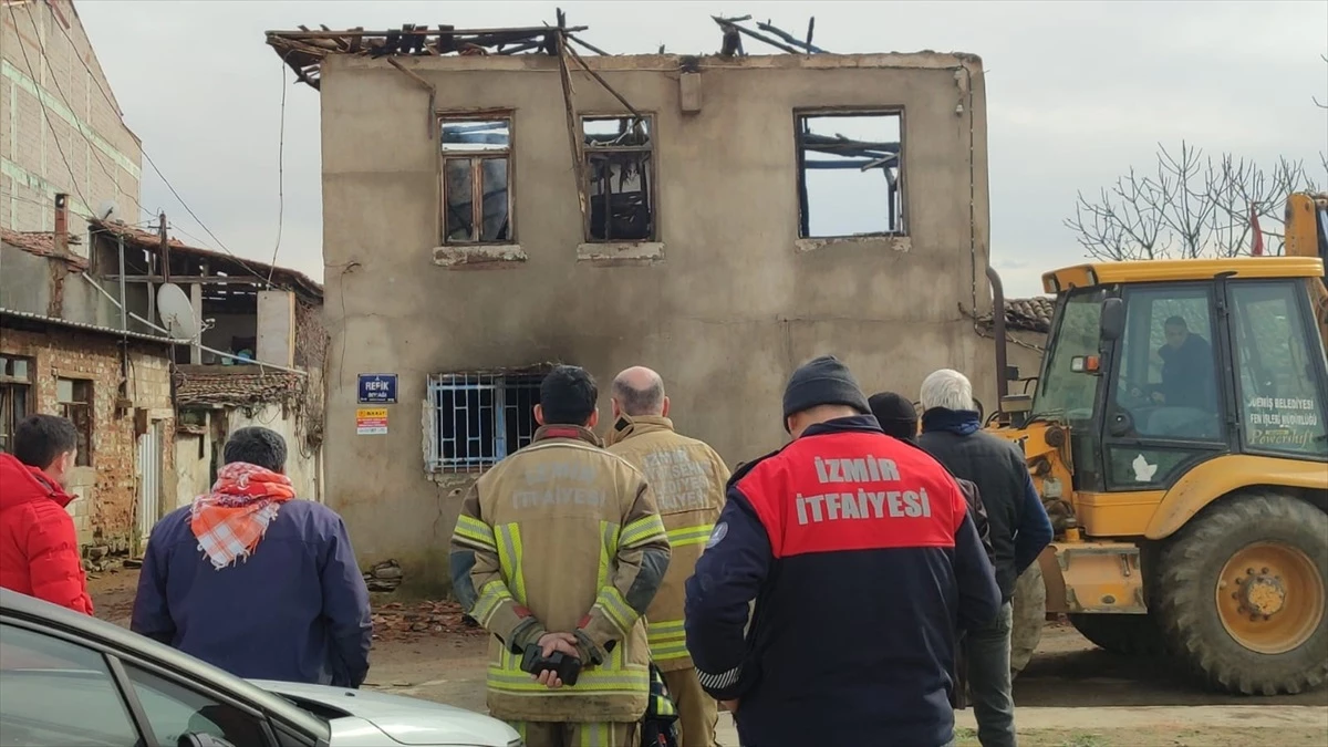 Müstakil evde çıkan yangında 18 yaşındaki genç hayatını kaybetti
