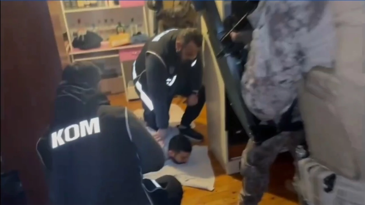 “Şahinler” olarak bilinen organize suç örgütü çökertildi! Elebaşı İlker Yılmaz ile 15 şüpheli gözaltına alındı