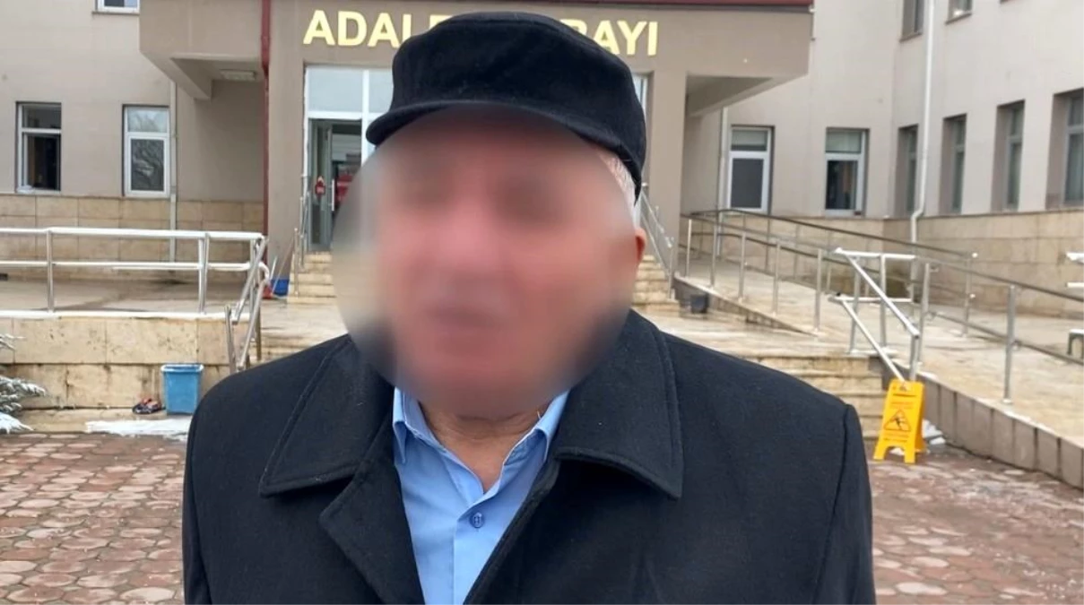 Kur’an-ı Kerim’e ayağıyla basan kişiden garip savunma: Farkında değildim