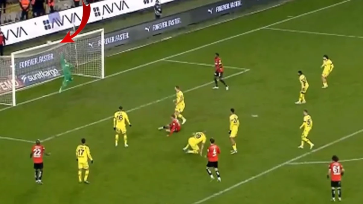 Livakovic’in son dakikada yaptığını görenler gözlerine inanamıyor