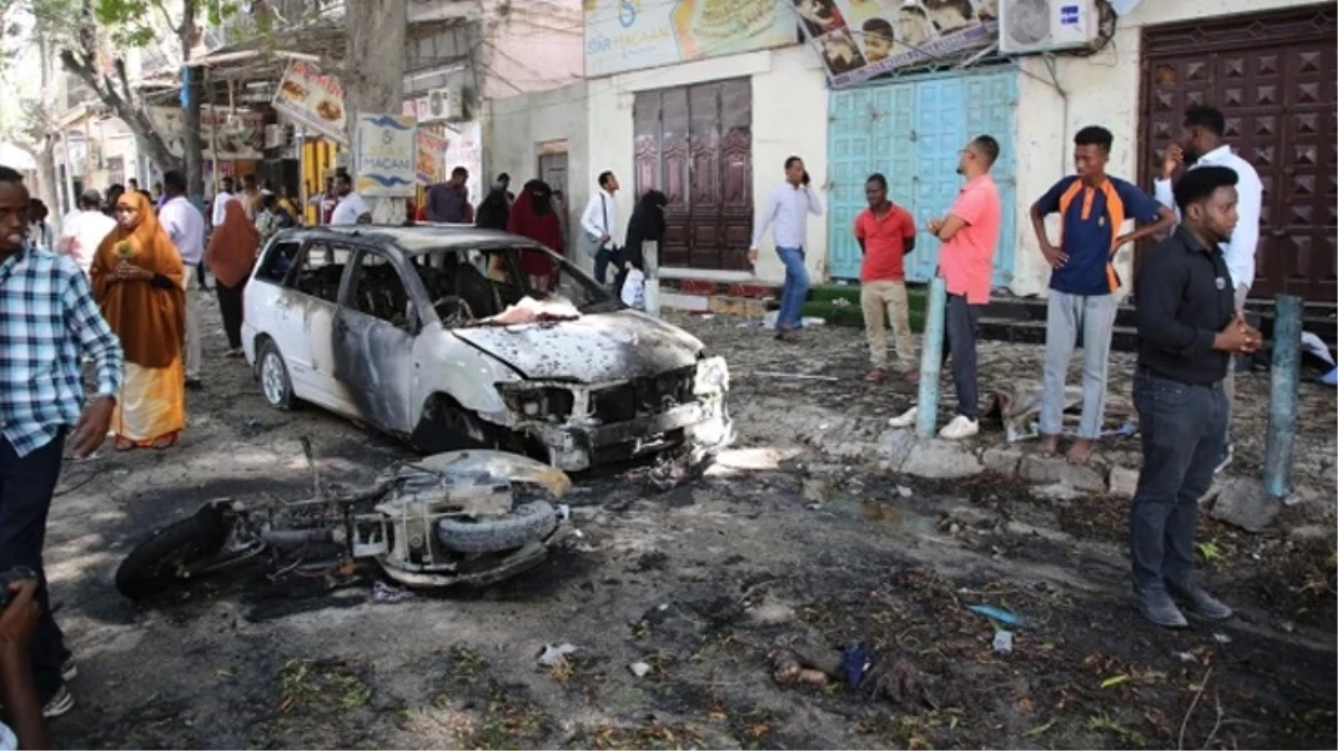 Mogadişu’da intihar saldırısı! En az 3 kişi hayatını kaybetti