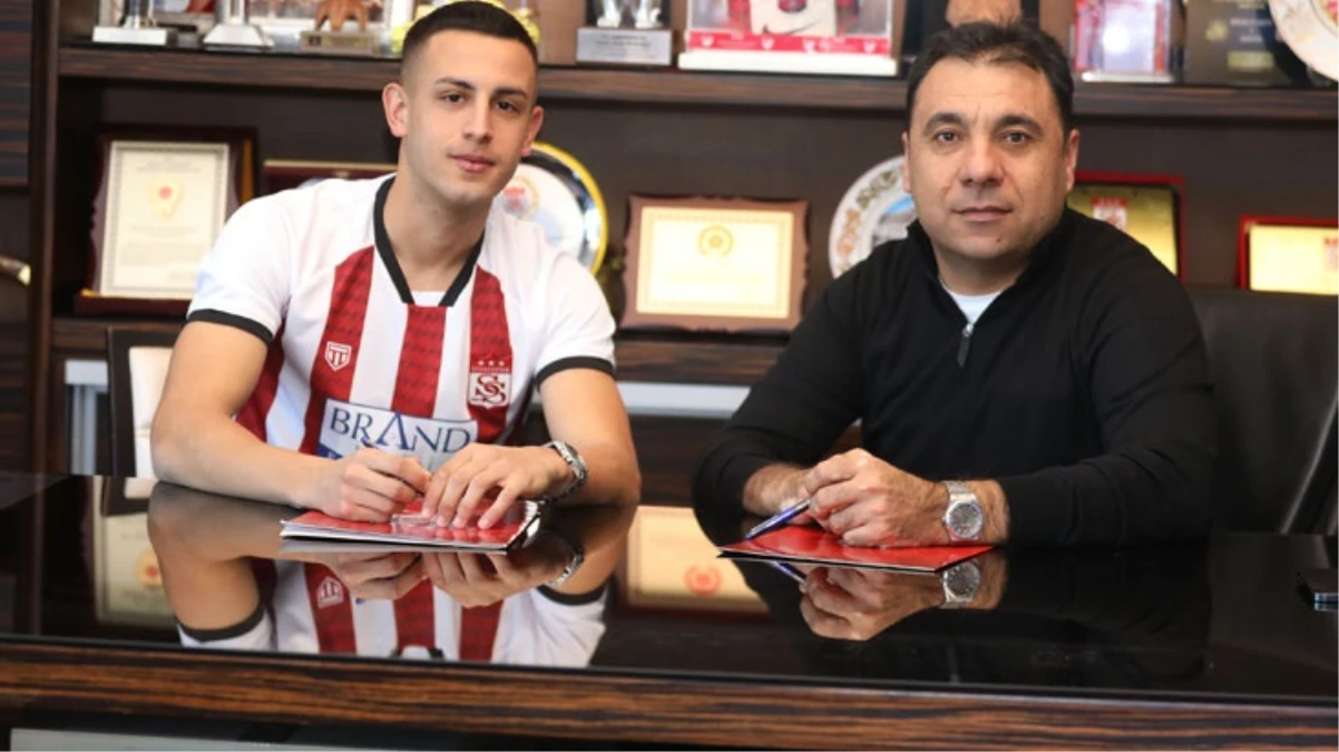Sivasspor, Fenerbahçe’den Bartuğ Elmaz’ı renklerine bağladı