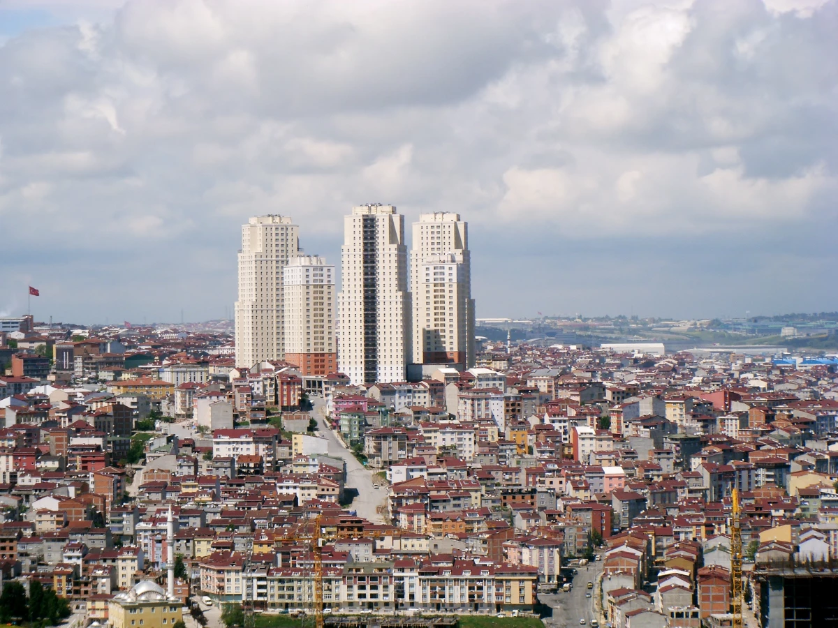 Türkiye’nin en kalabalık ilçesi Esenyurt oldu
