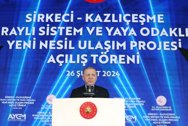 Cumhurbaşkanı Erdoğan: İstanbul'da bulunan zevat 5 yılı boşa geçirdi, hiçbir şey yapılmadı